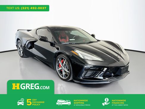 Used 2022 Chevrolet Corvette Stingray Premium Cpe w/ Z51 Performance Package RWD image 1