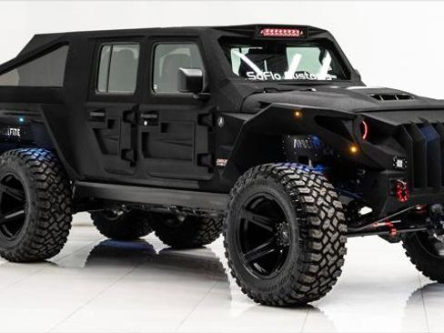 Used 2025 Jeep Gladiator Sport image 5