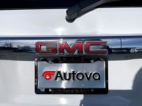 Used 2023 GMC Acadia Denali w/ Denali Technology Package AWD/4WD image 33