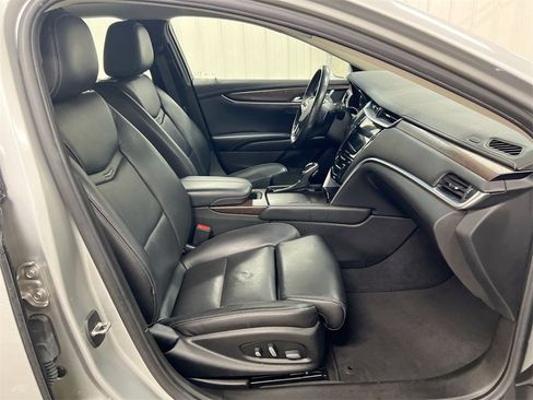 Used 2019 Cadillac XTS Premium Luxury image 22