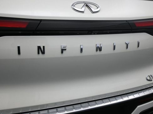 Used 2023 INFINITI QX60 Luxe w/ Performance Audio Package image 37