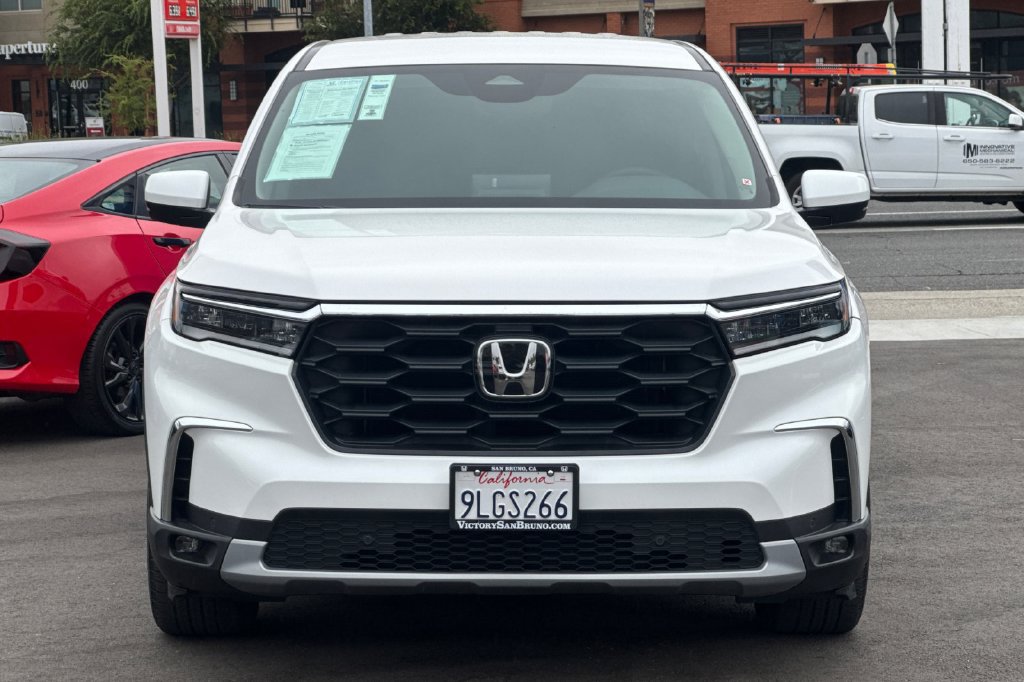 Certified 2024 Honda Pilot EX-L image 9