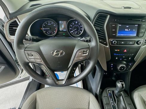 Used 2017 Hyundai Santa Fe Sport AWD/4WD image 12