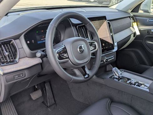 New 2026 Volvo XC90 T8 Ultra w/ Protection Package image 7