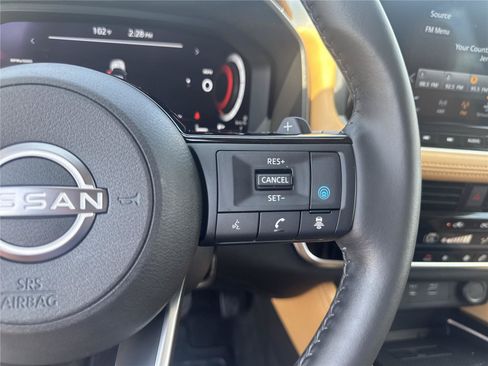 Used 2023 Nissan Rogue Platinum w/ Platinum Premium Package FWD image 22
