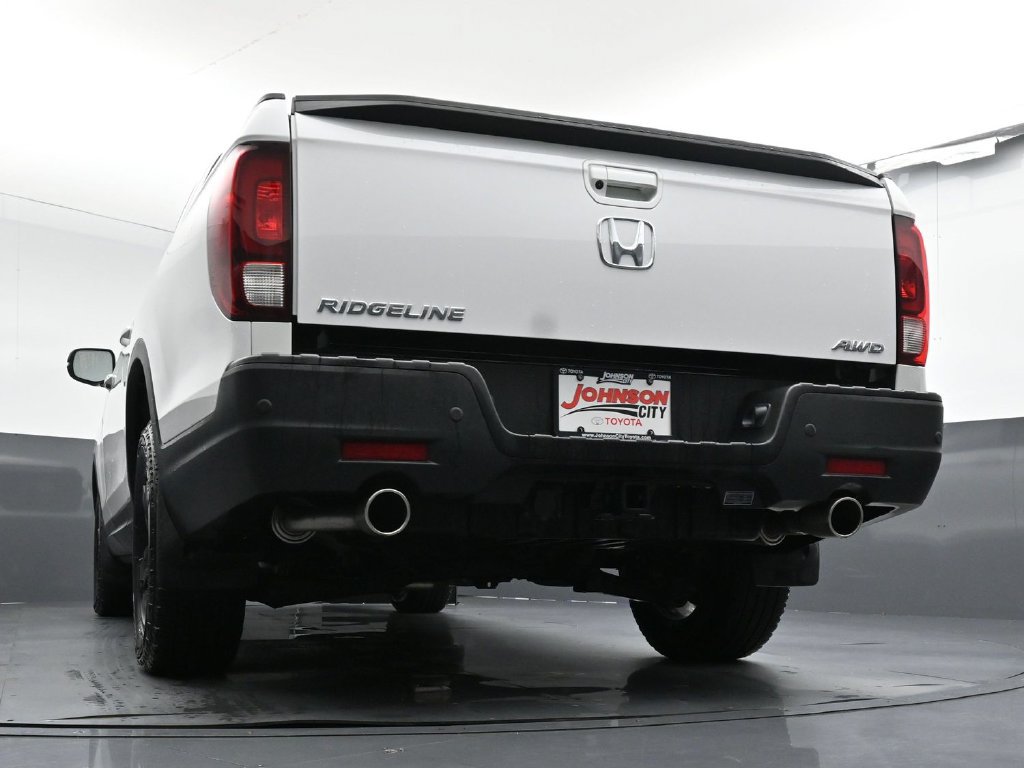 Used 2023 Honda Ridgeline Black Edition image 39