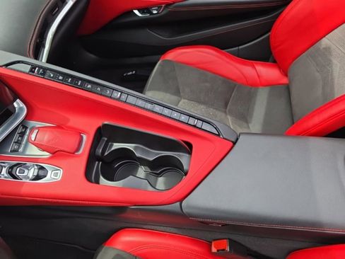 Used 2020 Chevrolet Corvette Stingray Preferred Conv w/ 2LT Preferred Equipment Group RWD image 17