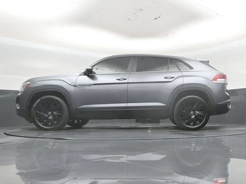 Used 2024 Volkswagen Atlas Cross Sport SE FWD image 50