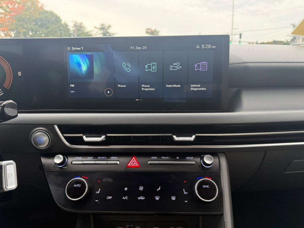 Used 2024 Hyundai Sonata SEL FWD image 14