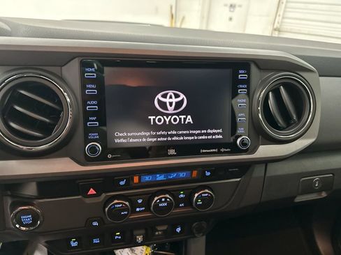 Used 2022 Toyota Tacoma TRD Sport w/ TRD Premium Sport Package image 14