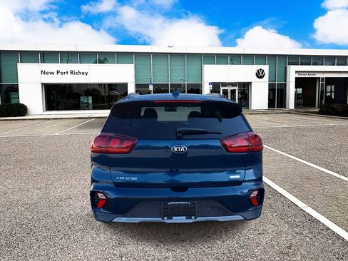 Used 2021 Kia Niro LX image 7