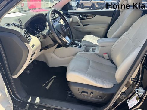 Used 2017 Nissan Rogue Sport SL FWD image 10
