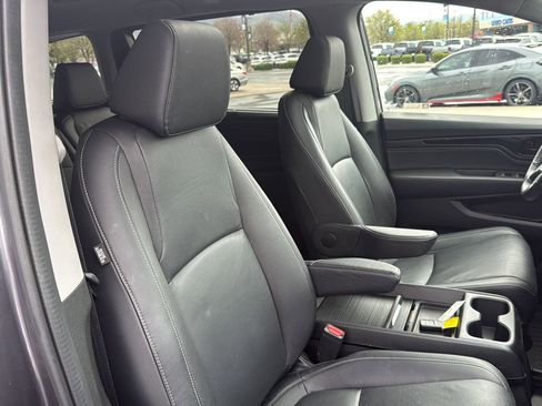 Certified 2024 Honda Odyssey Touring image 39