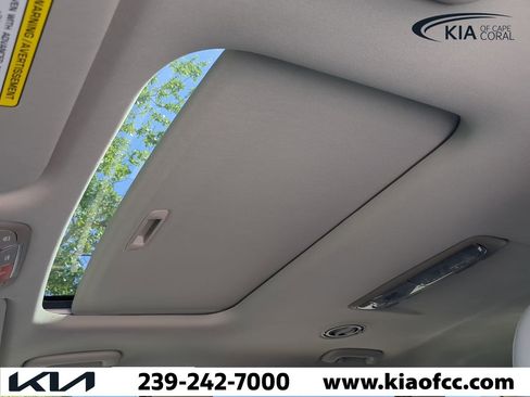 New 2025 Kia Telluride S image 20
