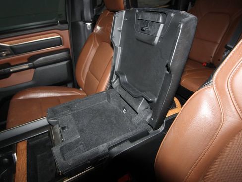 Used 2020 RAM 1500 Limited image 21