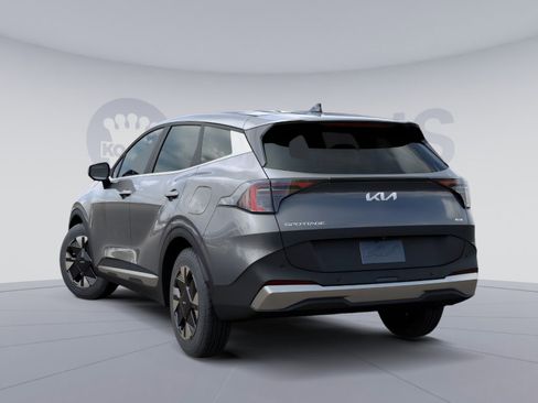 New 2026 Kia Sportage LX image 5