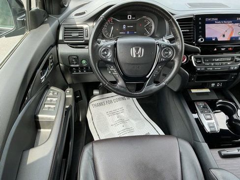 Used 2023 Honda Ridgeline Black Edition image 13
