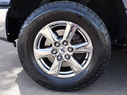 Used 2013 Ford F150 XLT w/ Mid Equipment Group AWD/4WD image 39