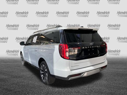 Used 2025 Ford Expedition Max Platinum w/ Driver's Package image 8