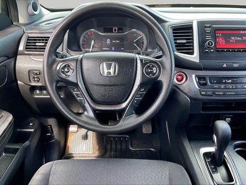 Used 2018 Honda Ridgeline Sport image 6