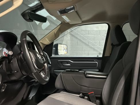 Used 2020 RAM 1500 Big Horn AWD/4WD image 10
