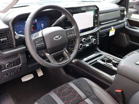 New 2026 Ford F250 Lariat w/ Black Appearance Package AWD/4WD image 5