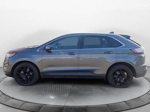 Used 2018 Ford Edge SEL w/ Equipment Group 201A FWD image 2