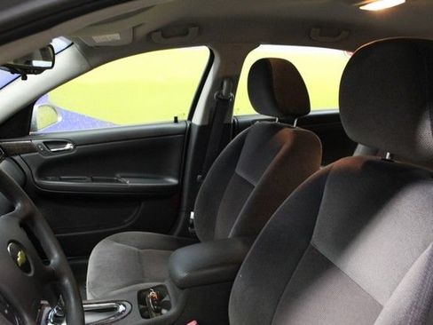 Used 2016 Chevrolet Impala Limited LS FWD image 18