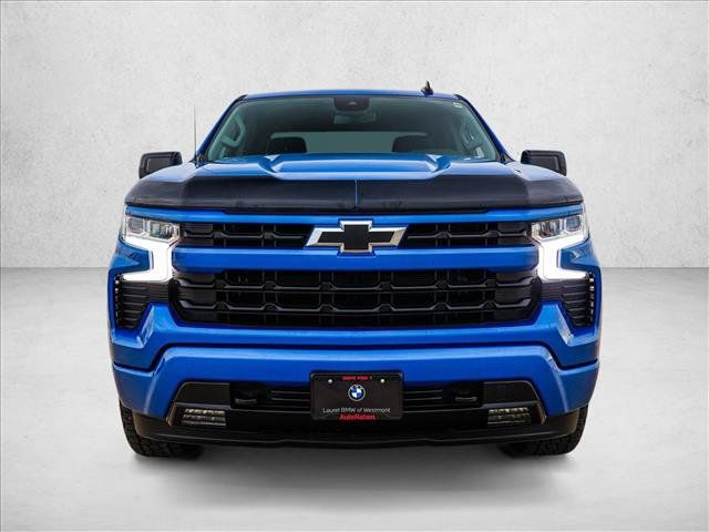 Used 2022 Chevrolet Silverado 1500 RST w/ Z71 Off-Road Package AWD/4WD image 2
