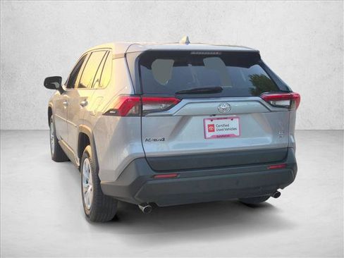 Used 2023 Toyota RAV4 LE AWD/4WD image 7