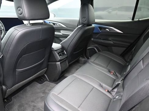 Used 2025 Chevrolet Equinox EV LT w/ Convenience Package FWD image 13
