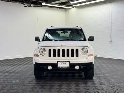Used 2015 Jeep Patriot Latitude image 5