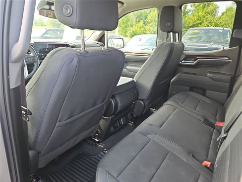 Used 2025 GMC Sierra 1500 Elevation AWD/4WD image 14