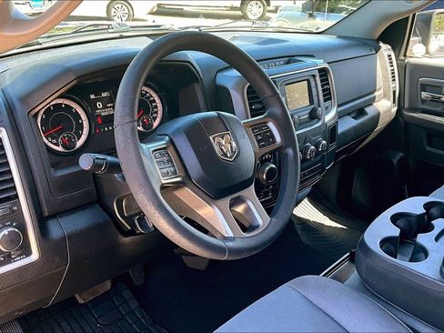 Used 2021 RAM 1500 Classic SLT AWD/4WD image 14
