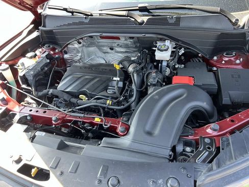 Used 2023 Chevrolet TrailBlazer LT FWD image 8