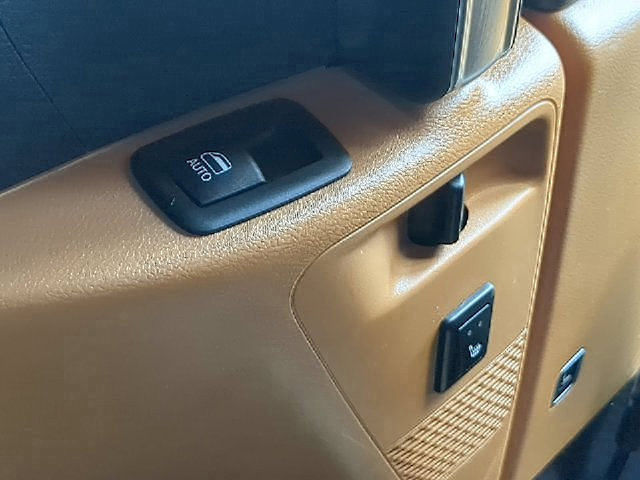Used 2022 Chrysler Pacifica Pinnacle AWD/4WD image 37
