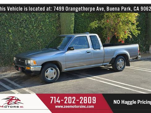 Used 1995 Toyota Pickup DX RWD image 12