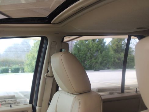 Used 2017 Ford Expedition Limited w/ Equipment Group 301A image 24