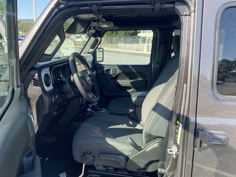 New 2025 Jeep Wrangler Sport S image 15