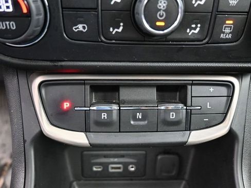 Used 2023 GMC Terrain Denali w/ Denali Premium Package image 30