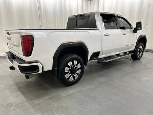 Used 2025 GMC Sierra 2500 Denali w/ Denali Reserve Package AWD/4WD image 4