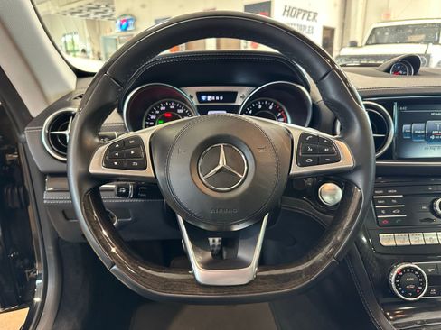 Used 2019 Mercedes-Benz SL 550 image 25