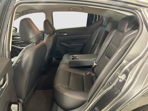 Used 2024 Nissan Altima 2.5 SR FWD image 16