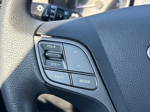 Used 2018 Hyundai Santa Fe Sport w/ 2.4L Value Package 02 FWD image 25