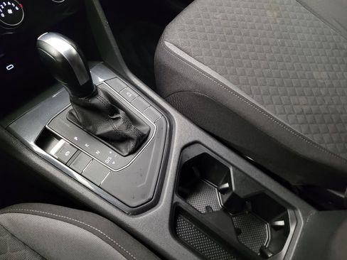 Used 2020 Volkswagen Tiguan S FWD image 22