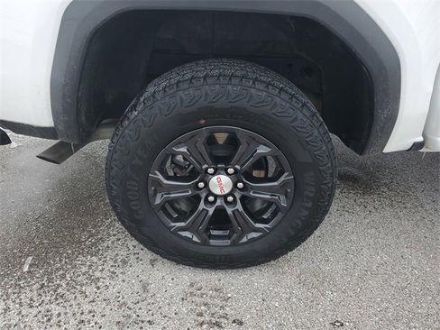 Used 2024 GMC Canyon Elevation w/ Convenience Package image 5