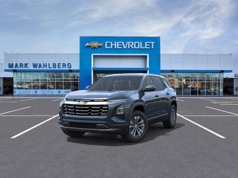 New 2026 Chevrolet Equinox LT w/ Convenience Package II AWD/4WD image 8