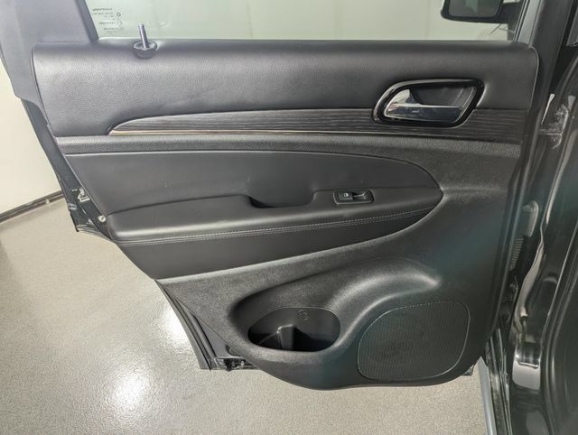 Used 2021 Jeep Grand Cherokee High Altitude AWD/4WD image 21