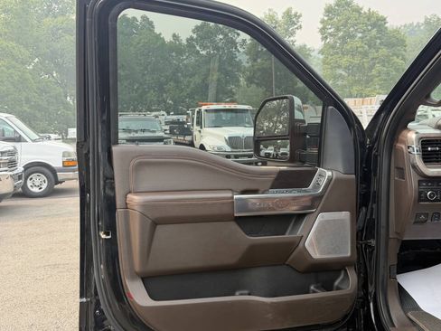 Used 2024 Ford F350 King Ranch w/ Chrome Package AWD/4WD image 38