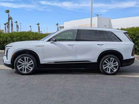 New 2026 Cadillac Vistiq Luxury image 16